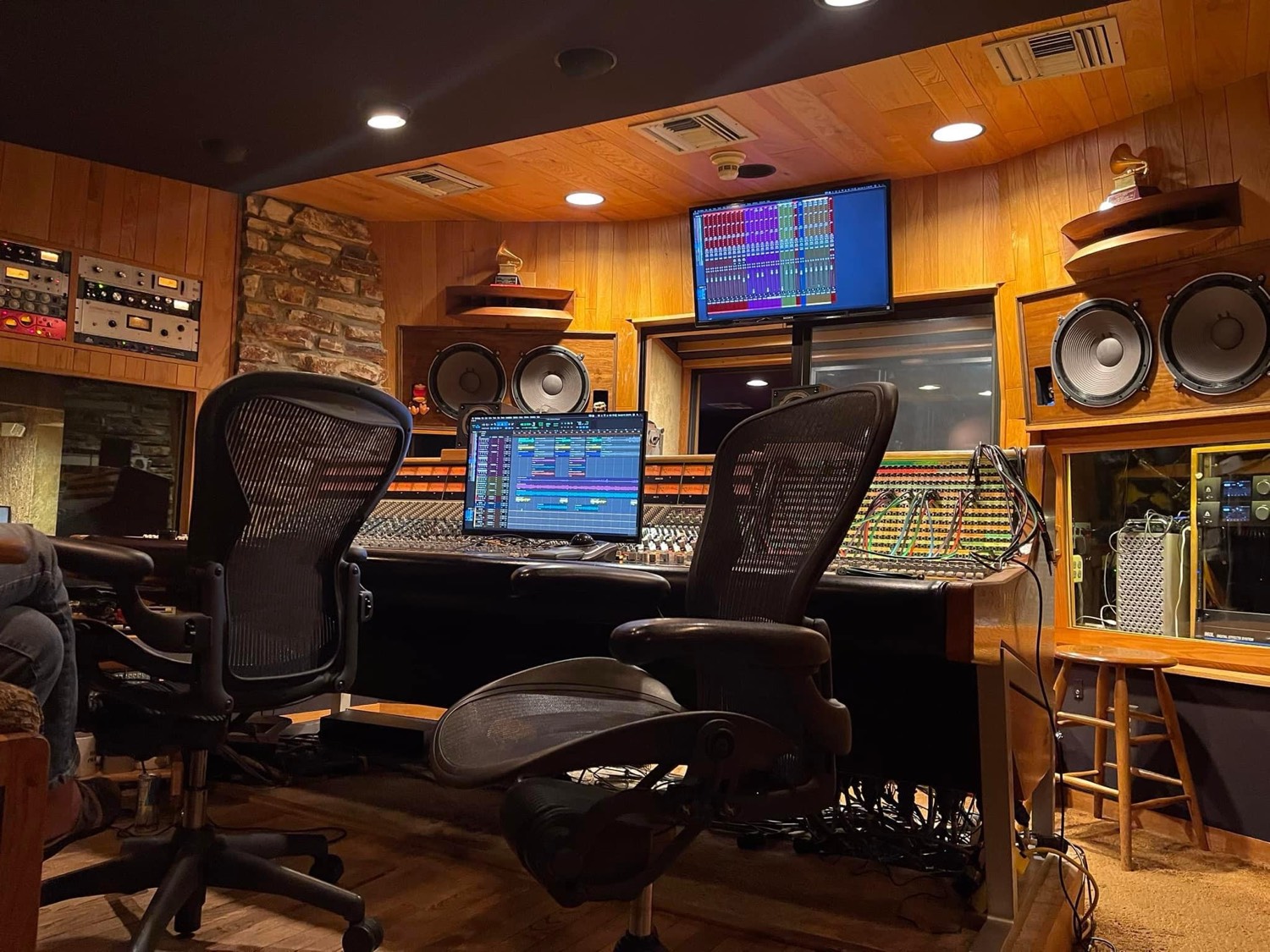 BIAS mixing desk